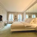 Bright And Well-Decorated Parisian-Style Nest